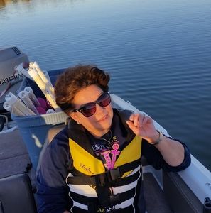 Meet your Posher, Jesse-deborah